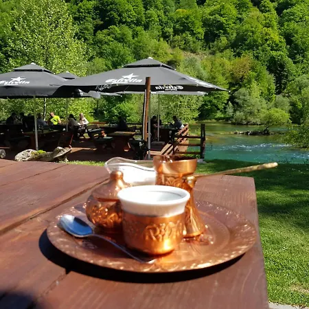 Apartman Stari Grad - Na Uni Apartment Ostrozac (Cazin)